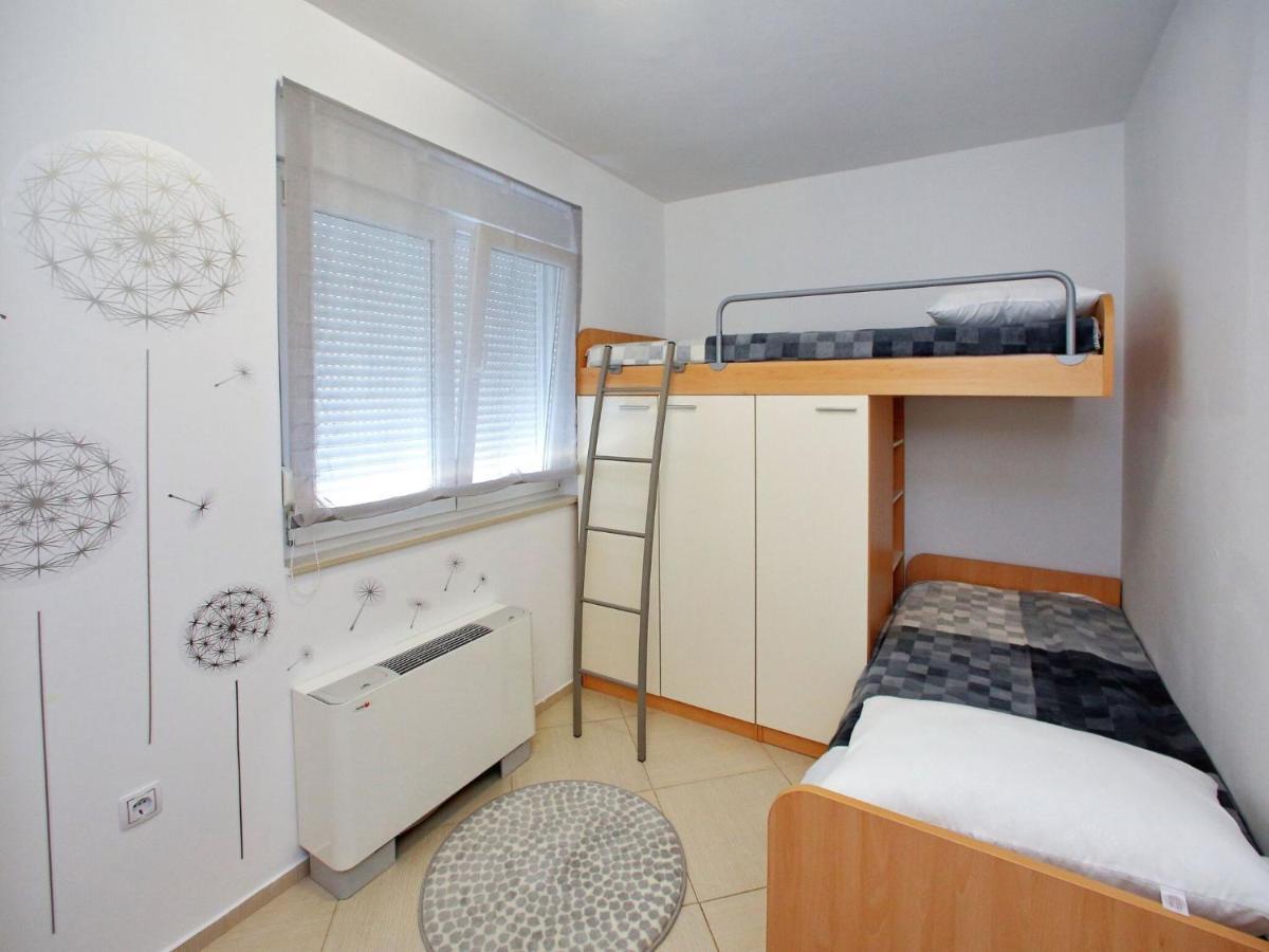Sun-Kissed Apartment In Bibinje With Garden Extérieur photo