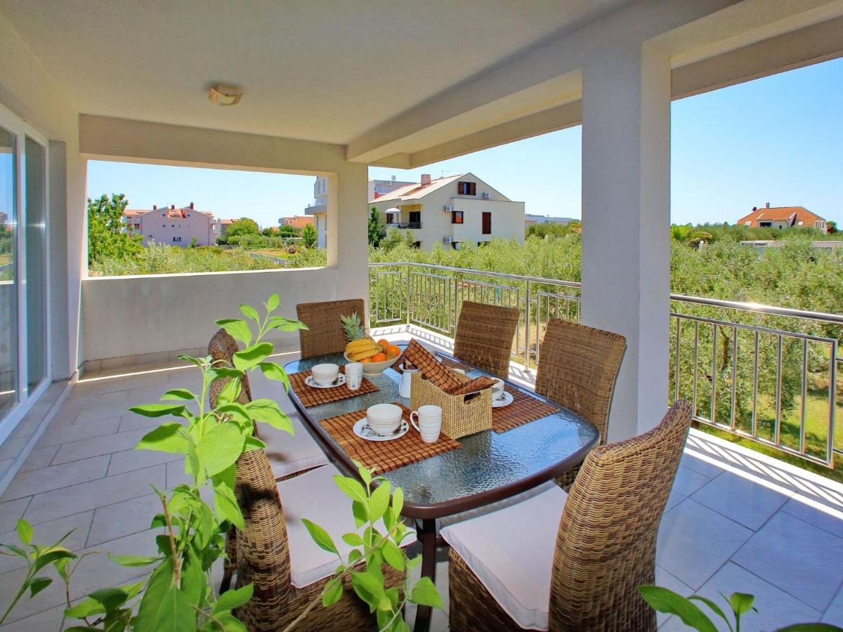 Sun-Kissed Apartment In Bibinje With Garden Chambre photo
