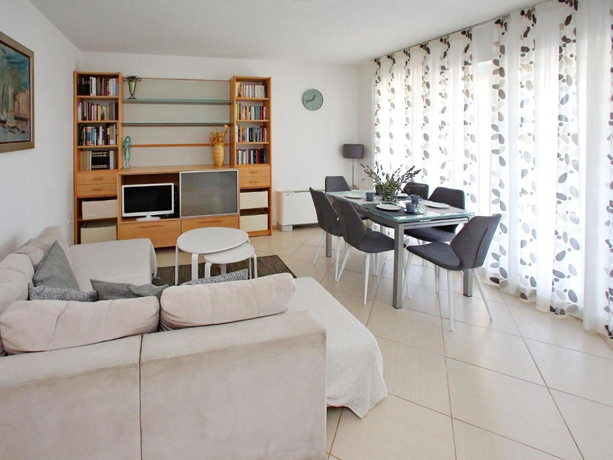 Sun-Kissed Apartment In Bibinje With Garden Extérieur photo